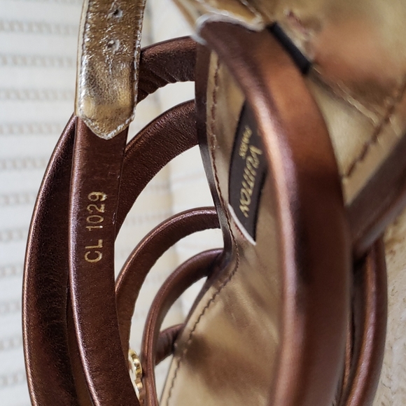 LOUIS VUITTON WEDGE SANDALS LV CLOVER DETAILS - Picture 6 of 11